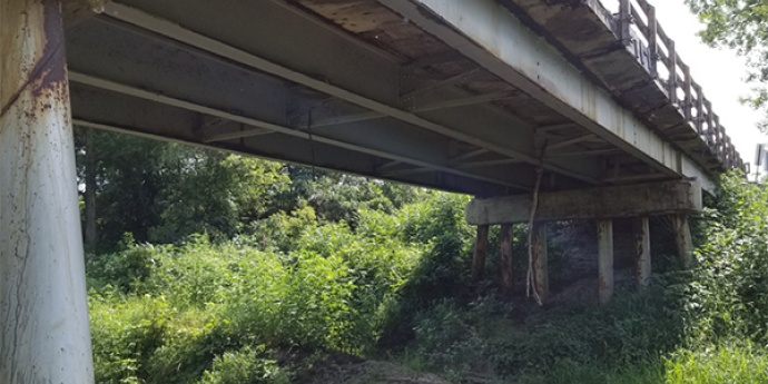 Harrison County Route V bridge over Coal Creek
