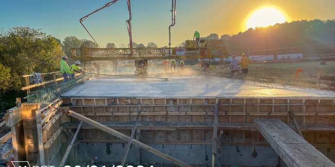 deck pour