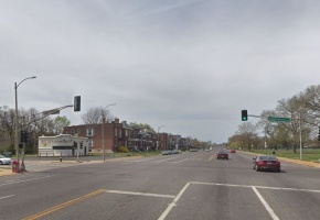 Picture of Vandeventer at Natural Bridge in St. Louis City