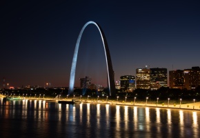 A dusk picture of the St. Louis riverfront looking west from the Mississippi River. 