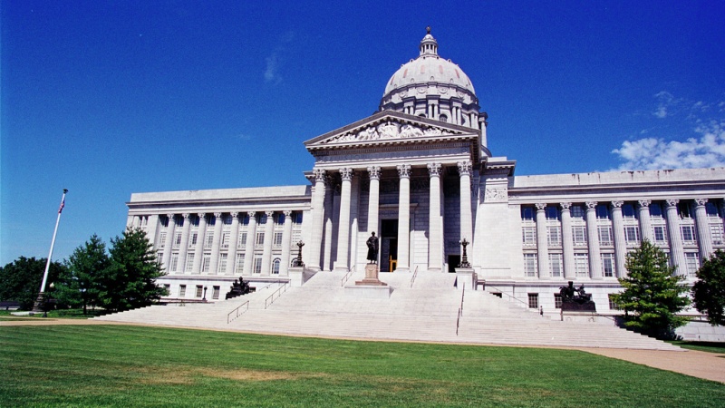 Front of Jefferson City Capitol Building