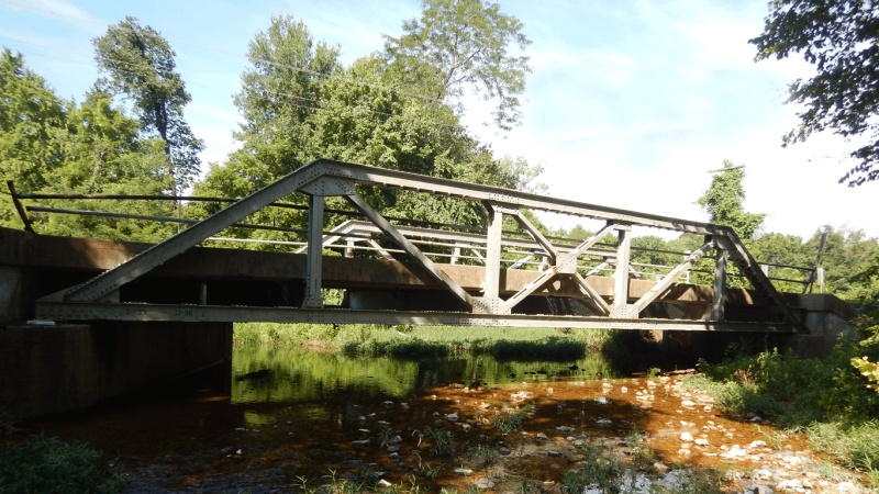 Profile view of Pratt Pony Truss Bridge