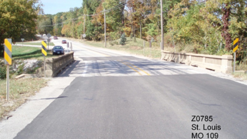St Louis county_Route 109 Bonhomme Creek_Before