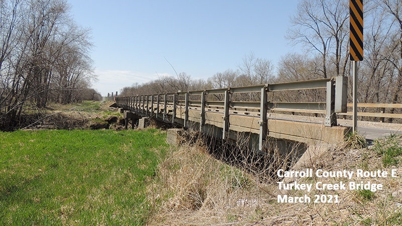 Profile view of Carroll County Route E Turkey Creek Bridge showing rail and end supports