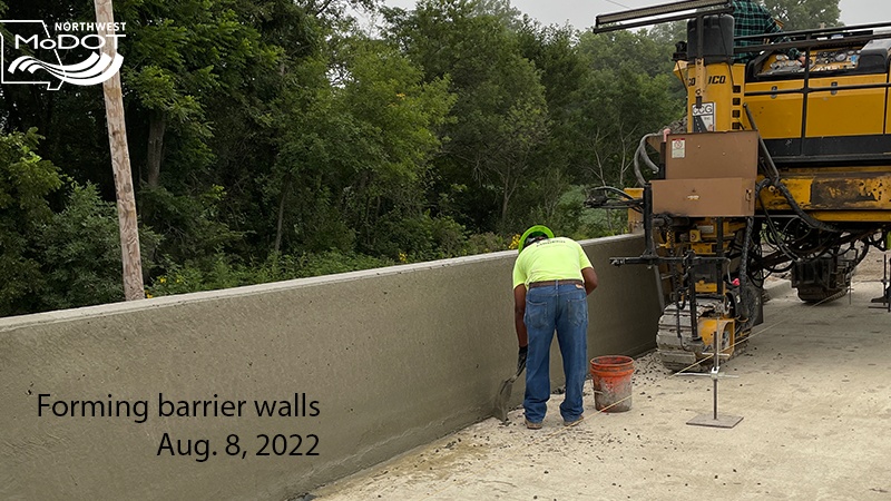 J1P3160 Long Branch Bridge barrier wall pour Aug 8 2022
